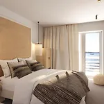 Bay Hvar 4*