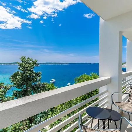 Ξενοδοχείο Bay Hvar