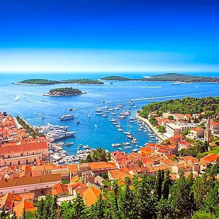 Bay Hvar 흐바르