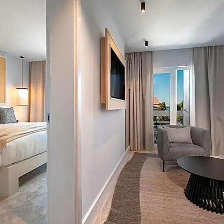 Bay Hvar 호텔 4*
