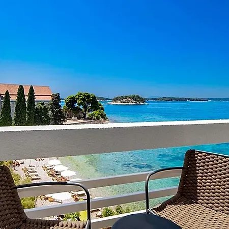 호텔 Bay Hvar 흐바르